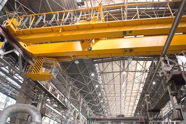 Мостовой кран для газонаполненного бетона